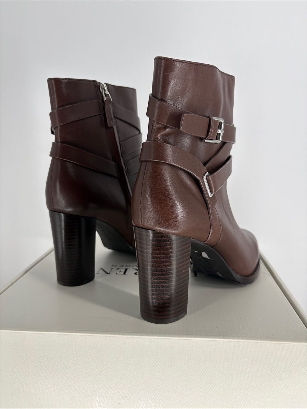 New Lauren Ralph Lauren Brown Leather Ankle Boots size 9.5 Retail $225 - Picture 3 of 7